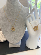 Flower necklace